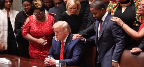 Trump praying